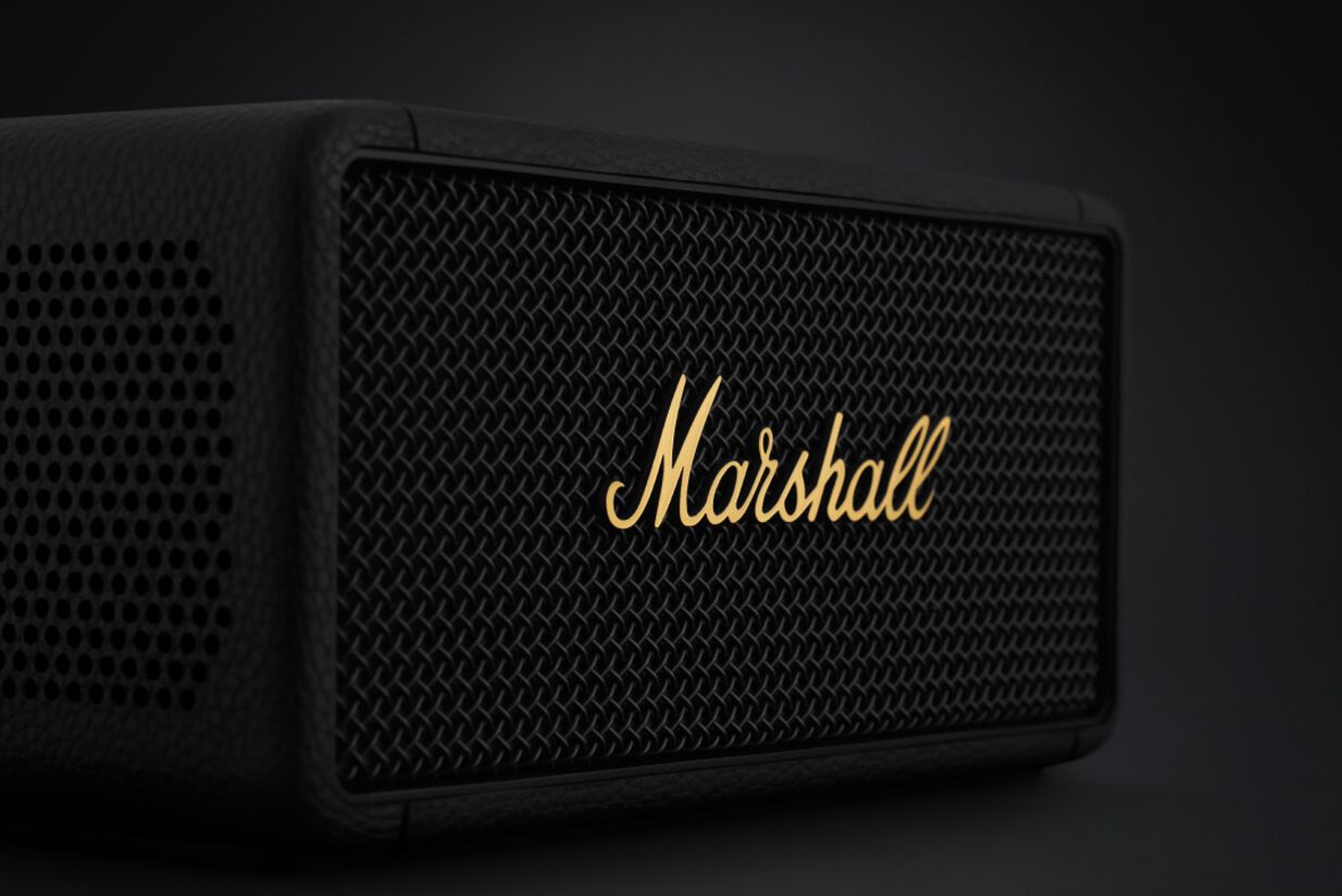 Boxa portabila MARSHALL Middleton, Bluetooth, IP67, Black & Brass